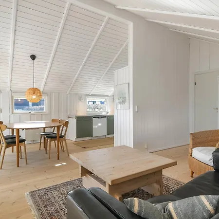 Cozy Partly Renovated Wooden Home-fjord View-sj437 Vakantiehuis